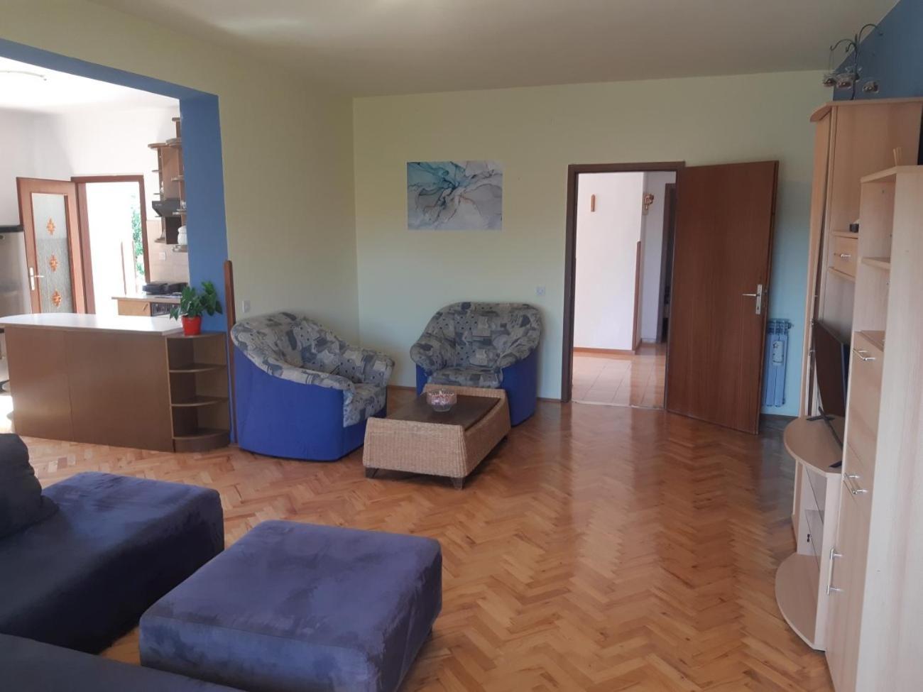 Apartment Marija Pula Buitenkant foto